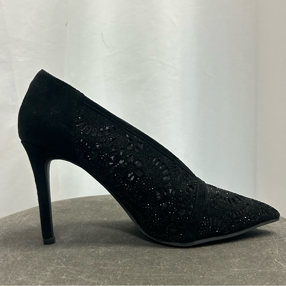 Le Chateau black lace crystal rhinestone embellished ankle booties Sz 8.5